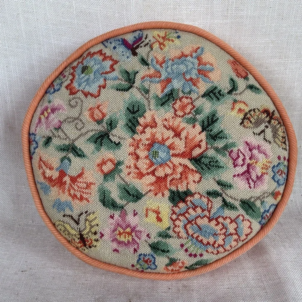 VTG Petite Needlepoint Floral Butterfly Round Throw Pillow 10